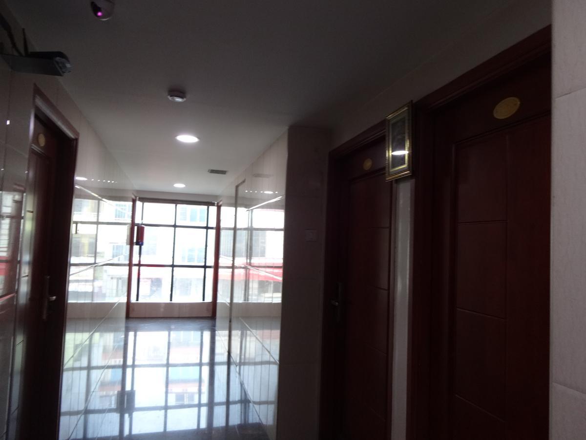 Hotel Shrivalli Residency Chennai Exterior foto