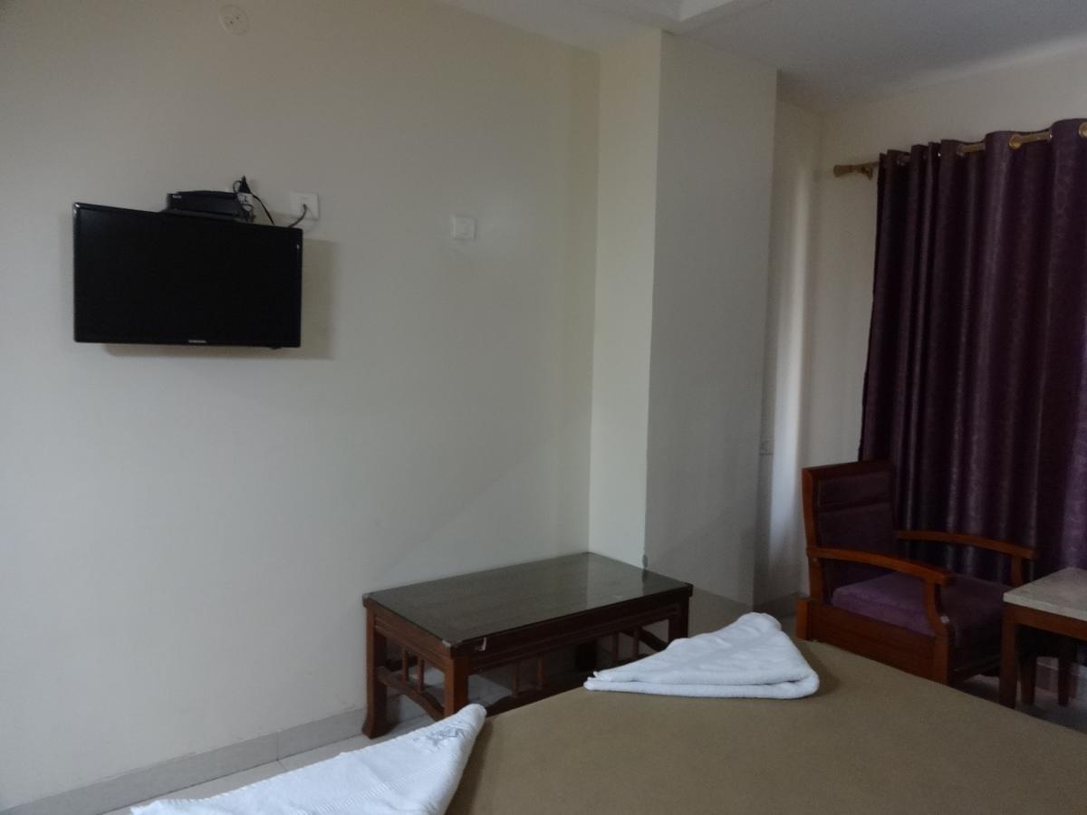 Hotel Shrivalli Residency Chennai Exterior foto