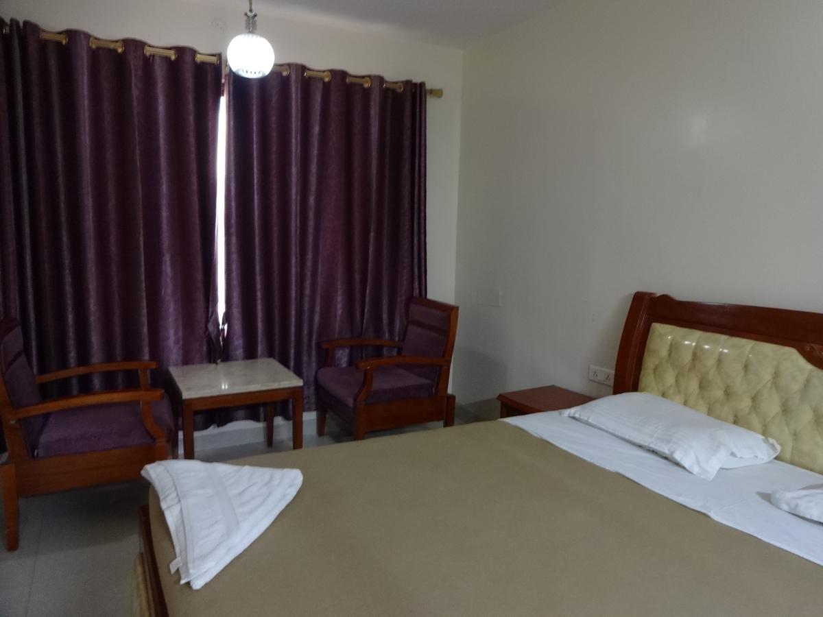 Hotel Shrivalli Residency Chennai Exterior foto